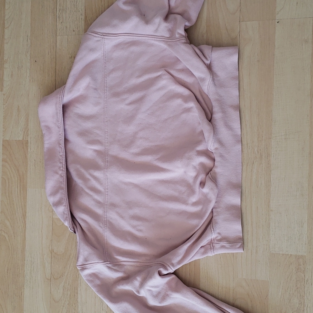 H&M Short Comfy Soft Pink Sweater - Picture 5 of 6
